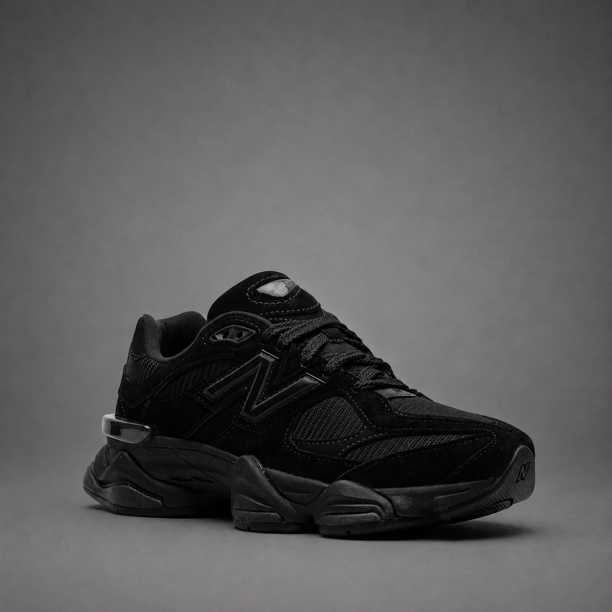 Sneakers Damă All Black – Design Urban Modern, Talpă Chunky și Detalii Ton pe Ton