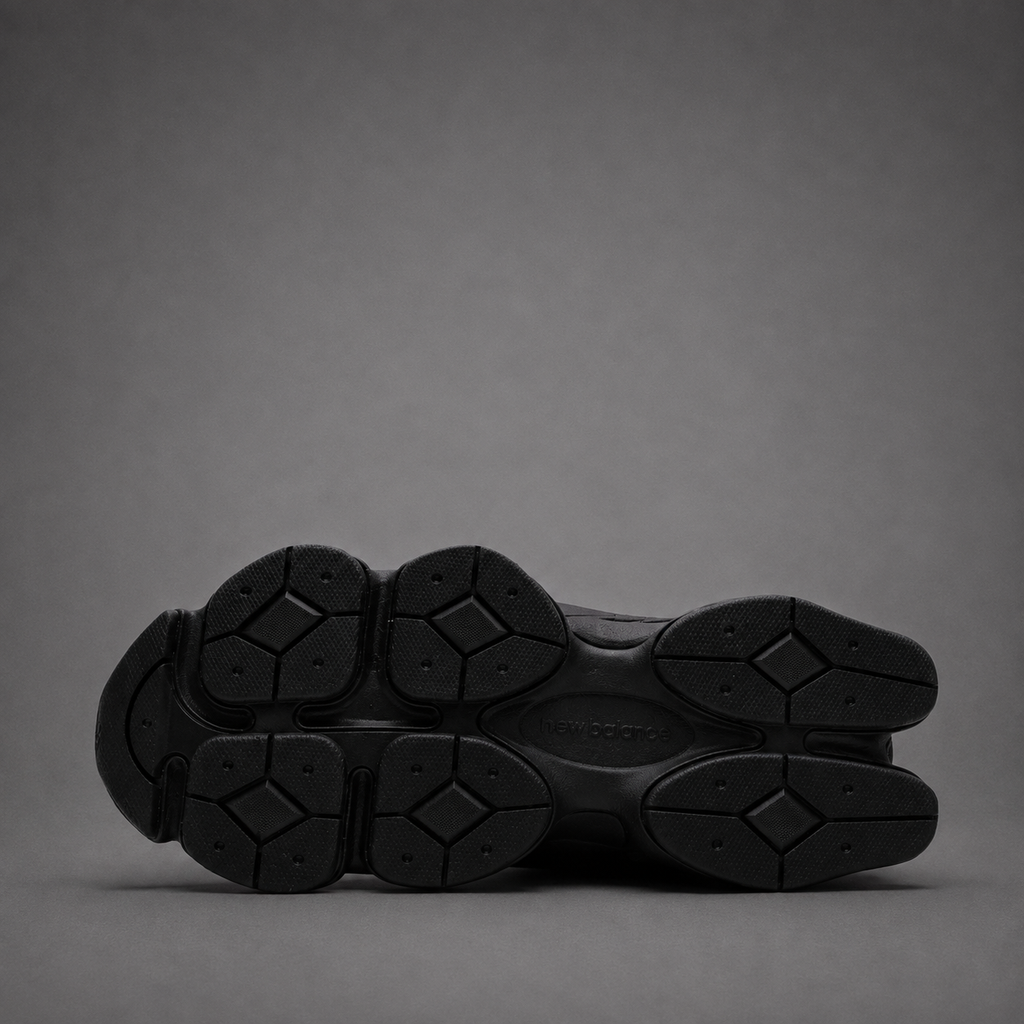 Sneakers Damă All Black – Design Urban Modern, Talpă Chunky și Detalii Ton pe Ton