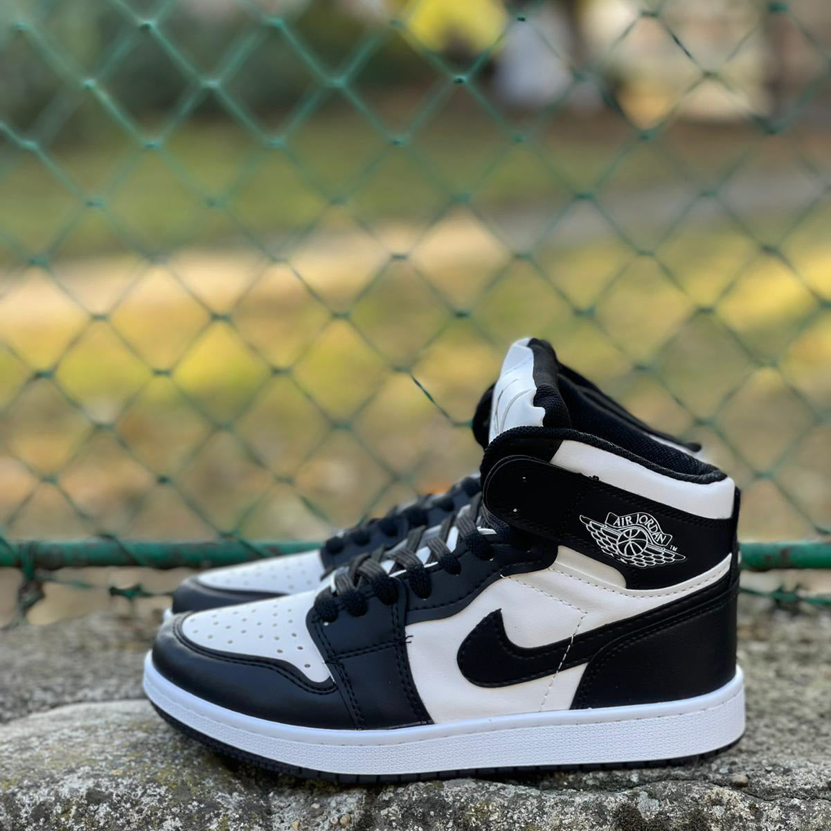 JRDN High Negru-Alb